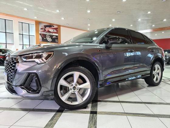 AUDI Q3 2.0 40 TFSI GASOLINA PERFORMANCE BLACK QUATTRO TIPTRONIC AUDI Q3 2.0 40 TFSI GASOLINA PERFORMANCE BLACK QUATTRO TIPTRONIC